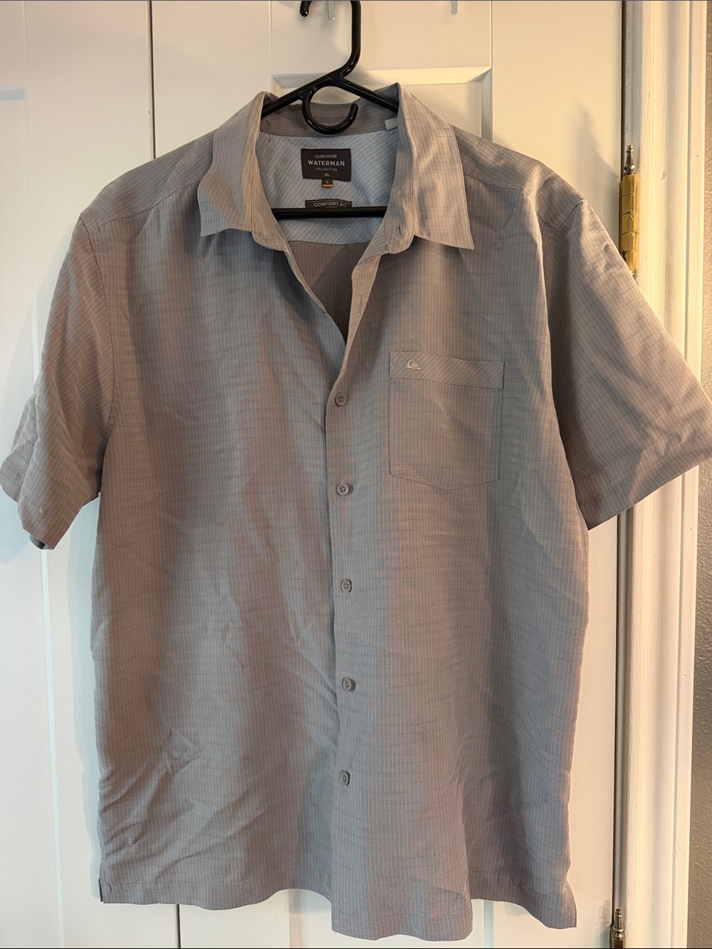 Quiksilver Gray Short-Sleeve Button-Down Shirt